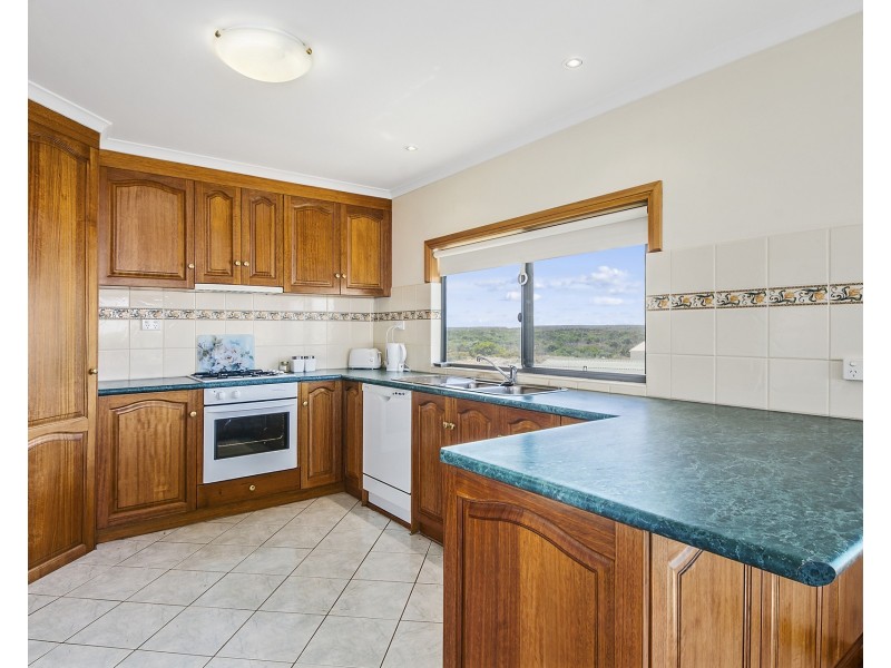 6 Carpenter Rocks Road, Carpenter Rocks SA 5291