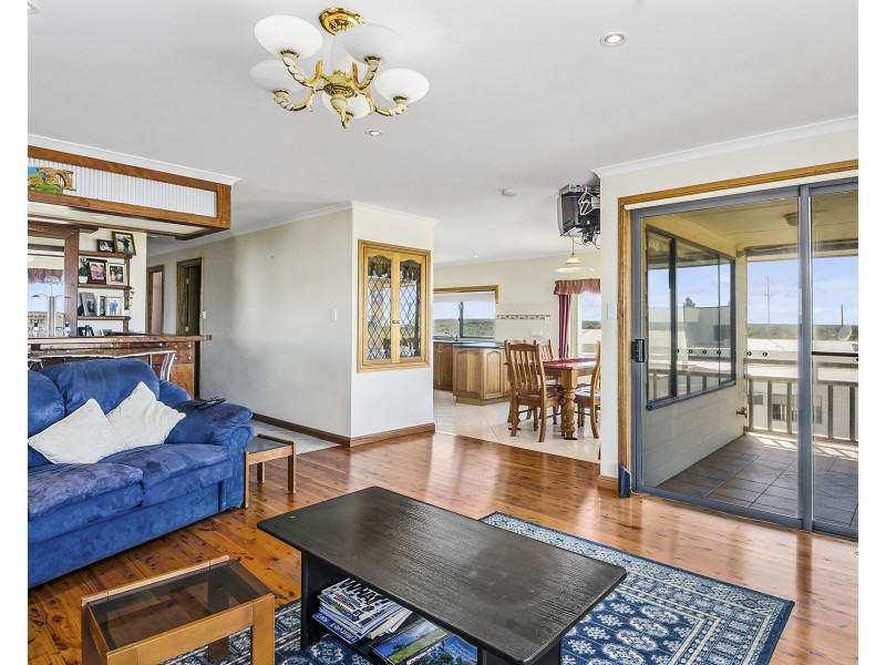 6 Carpenter Rocks Road, Carpenter Rocks SA 5291