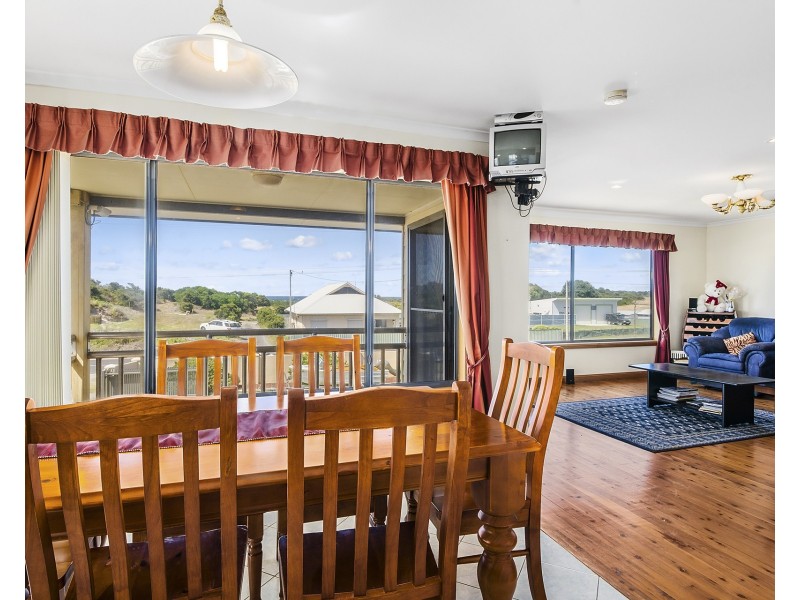 6 Carpenter Rocks Road, Carpenter Rocks SA 5291