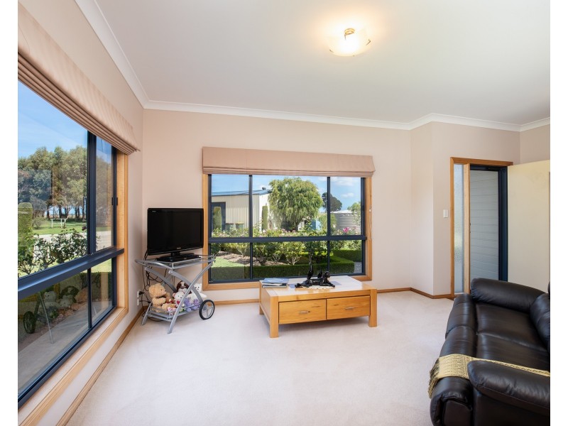 96 Warreanga Road, Wye SA 5291