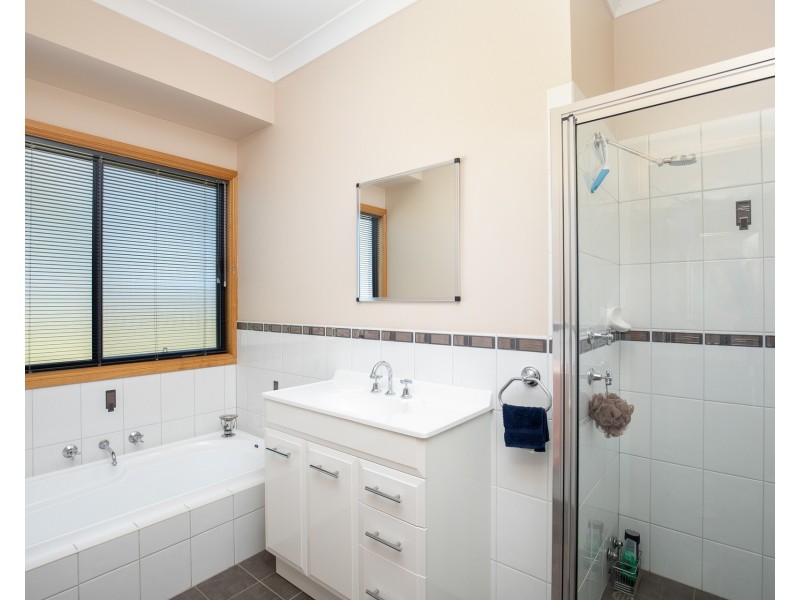 96 Warreanga Road, Wye SA 5291