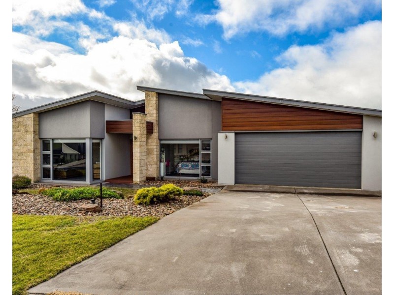 15 Aramanta Drive, Mount Gambier SA 5290