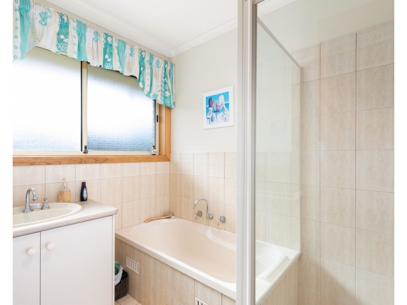 8 Roanoke Court, Mount Gambier SA 5290