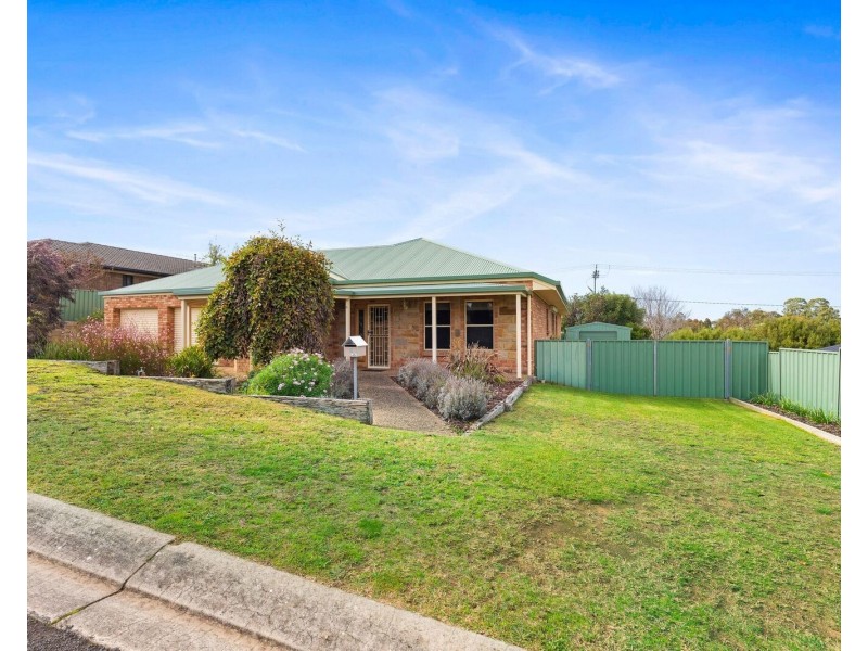 6 Hill Crescent, Mount Gambier SA 5290