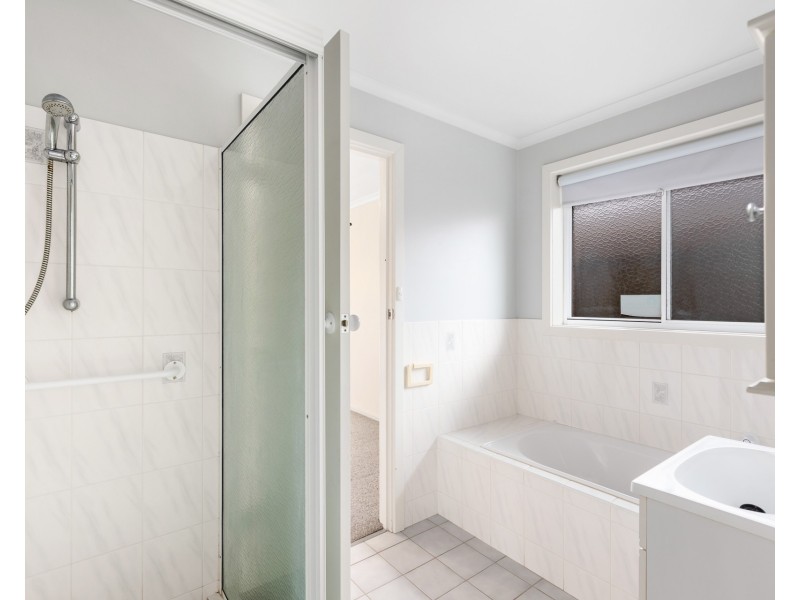 2 Mosswood Close, Mount Gambier SA 5290