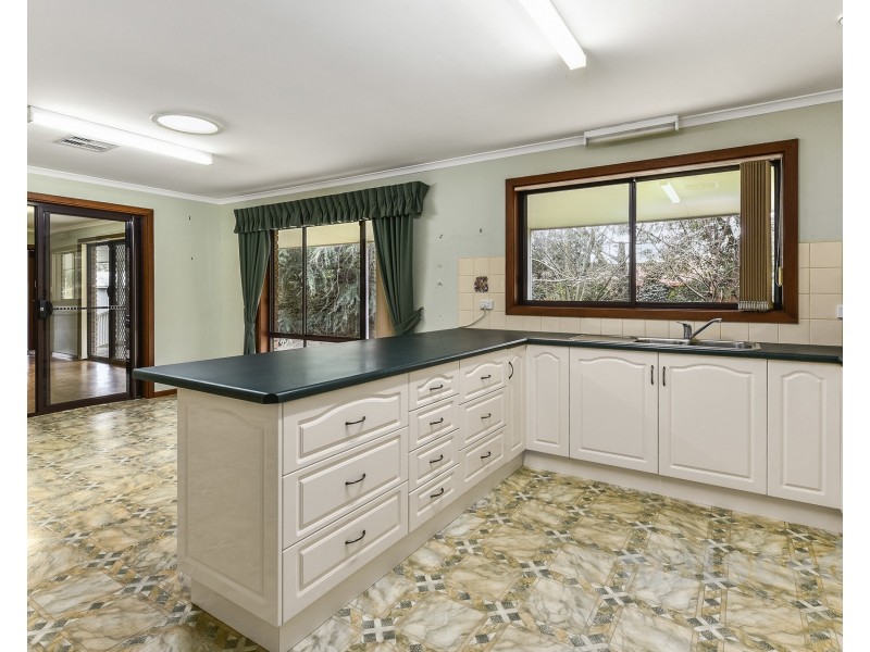 1 Tenison Drive, Mount Gambier SA 5290