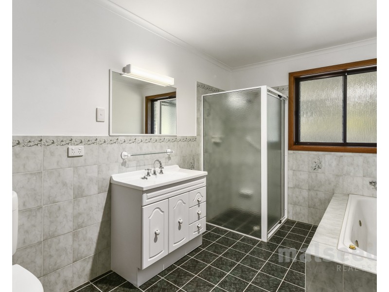 1 Tenison Drive, Mount Gambier SA 5290