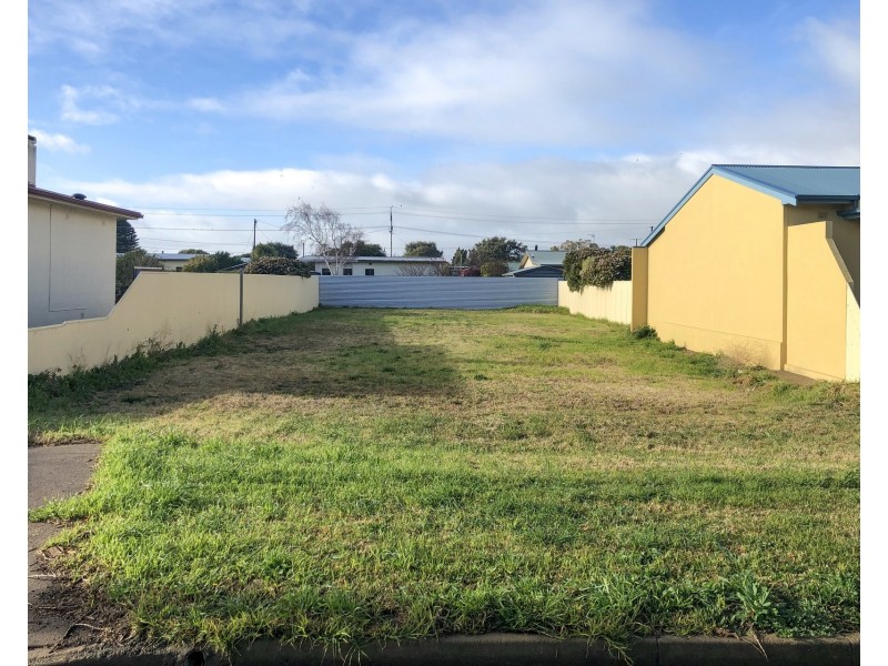13 Whennen Street, Millicent SA 5280