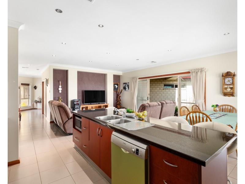 30600 Princess Highway, Millicent SA 5280