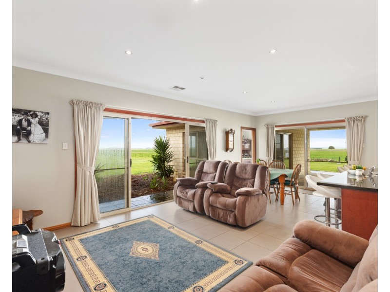 30600 Princess Highway, Millicent SA 5280