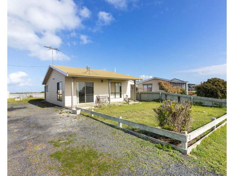 16 & 16A Livingston Street, Blackfellows Caves SA 5291