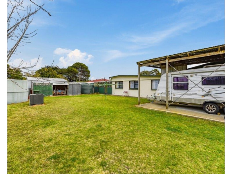 4 North Terrace, Tantanoola SA 5280