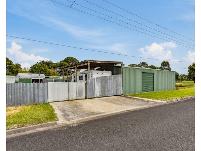 4 North Terrace, Tantanoola SA 5280