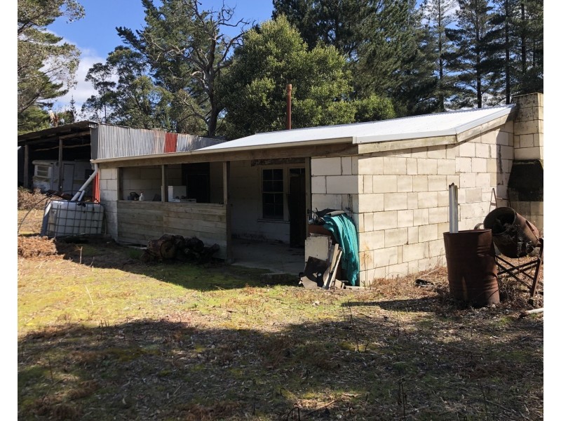 Dartmoor/digby Road, Winnap VIC 3304