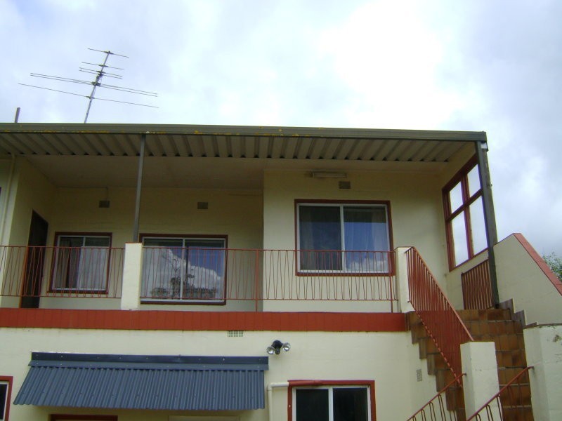 2/252 Commercial Street West, Mount Gambier SA 5290