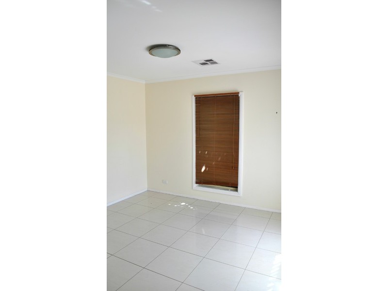 19 Vivienne Avenue, Mount Gambier SA 5290