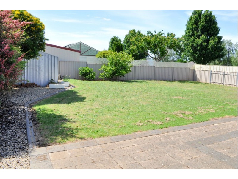 19 Vivienne Avenue, Mount Gambier SA 5290