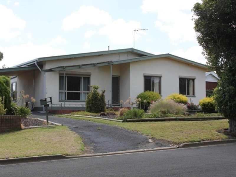13 Ireland Street, Millicent SA 5280