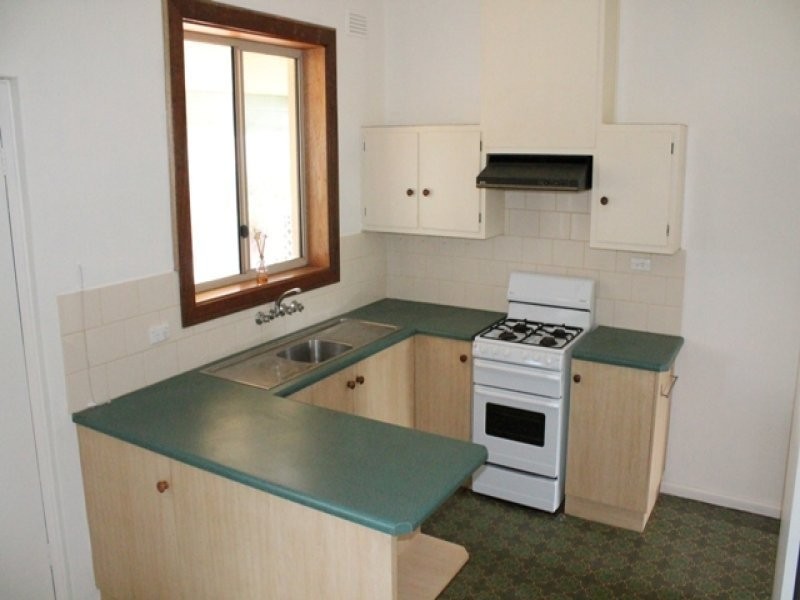 13 Ireland Street, Millicent SA 5280