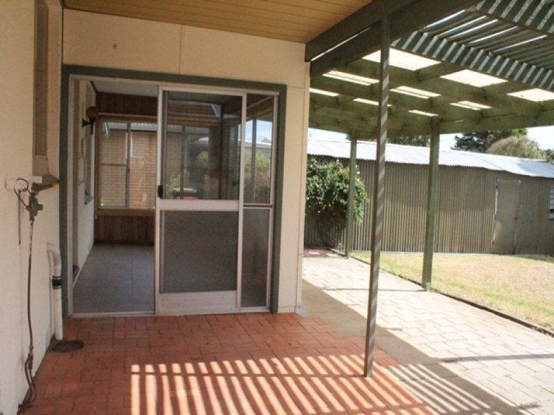 13 Ireland Street, Millicent SA 5280