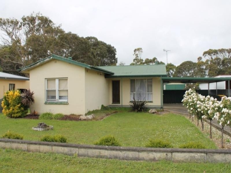 11 Bowering Street, Millicent SA 5280