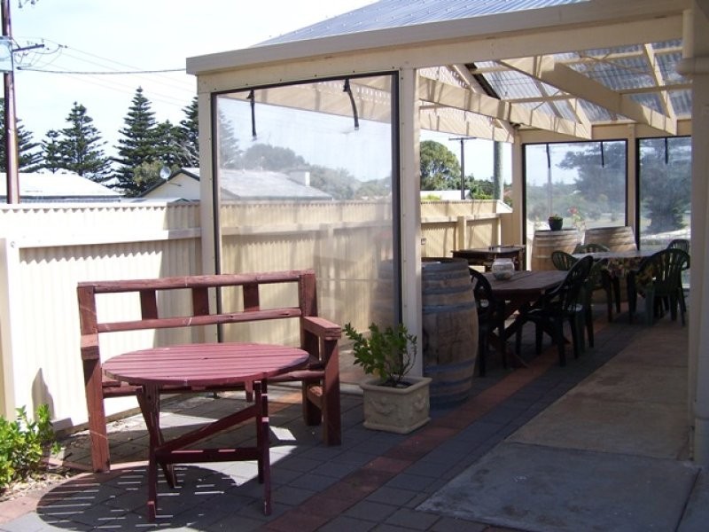 13 Railway Terrace, Beachport SA 5280