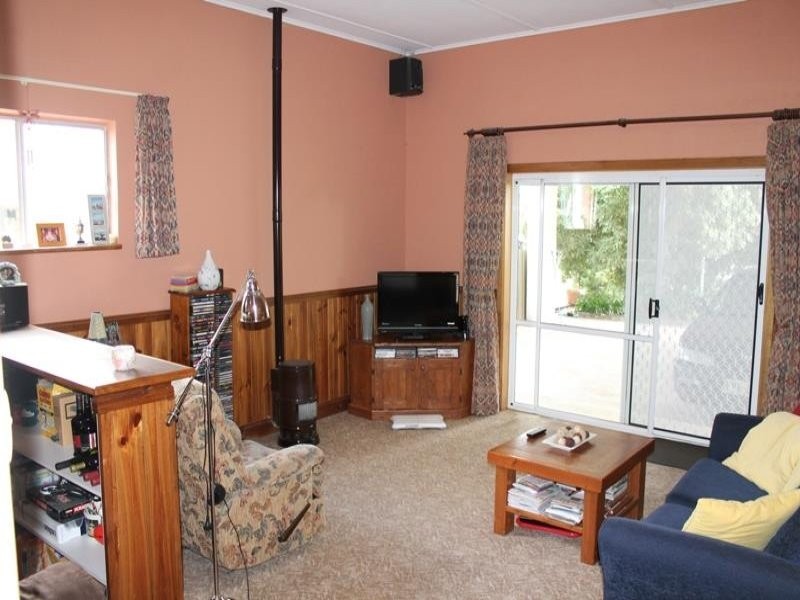 5 Matheson Road, Millicent SA 5280