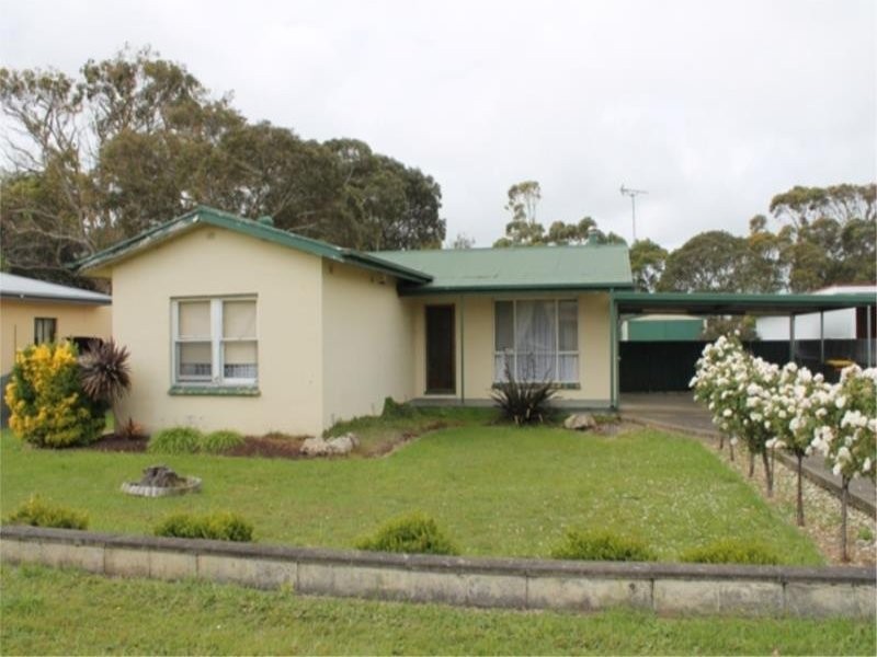 11 Bowering Street, Millicent SA 5280