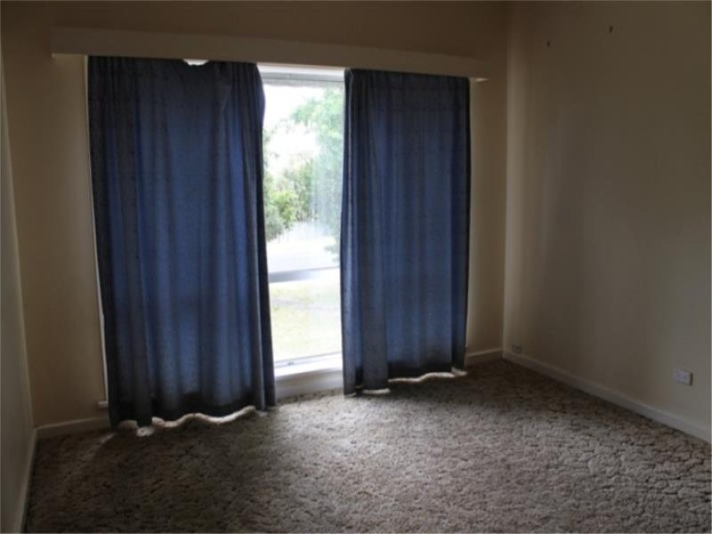 23 Mowbray Street, Millicent SA 5280