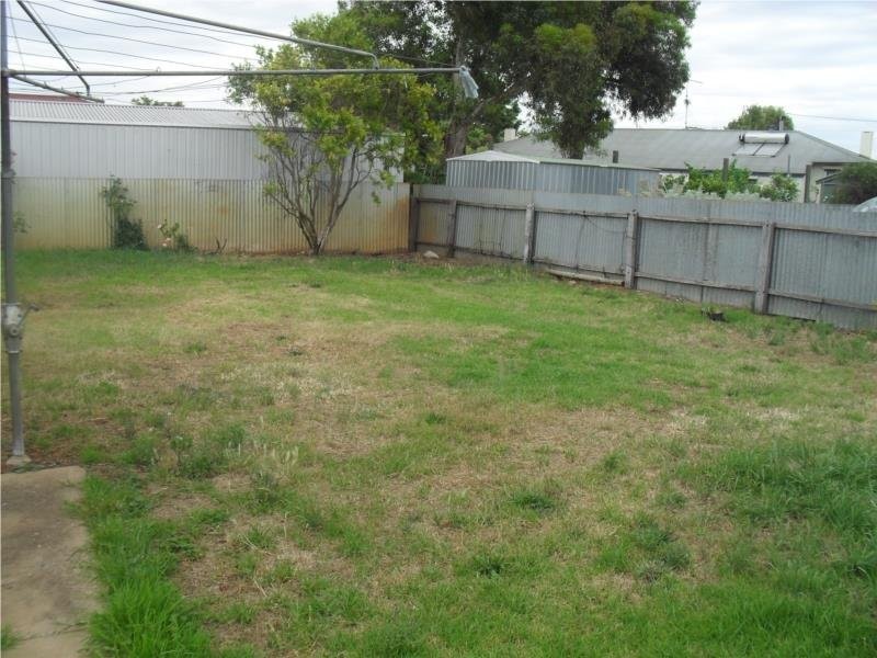 7 McPherson Street, Penola SA 5277