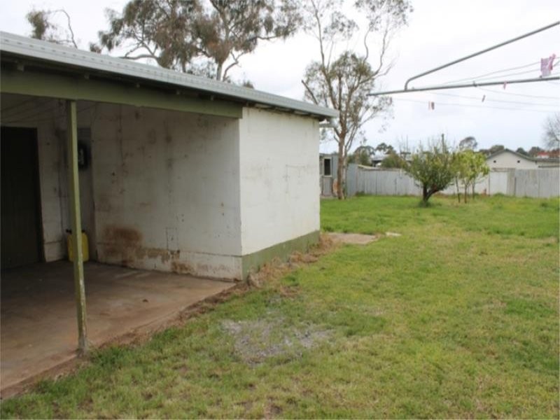 18 Olive Street, Millicent SA 5280