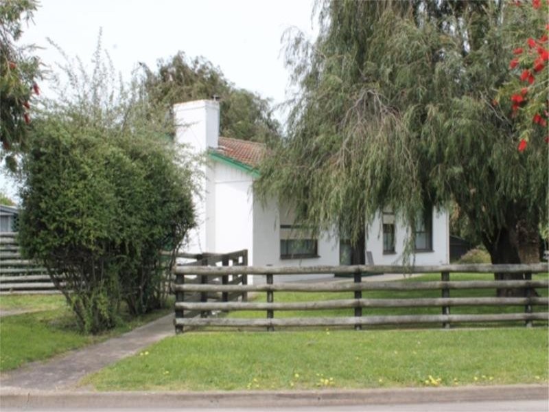 13 Walker Street, Millicent SA 5280