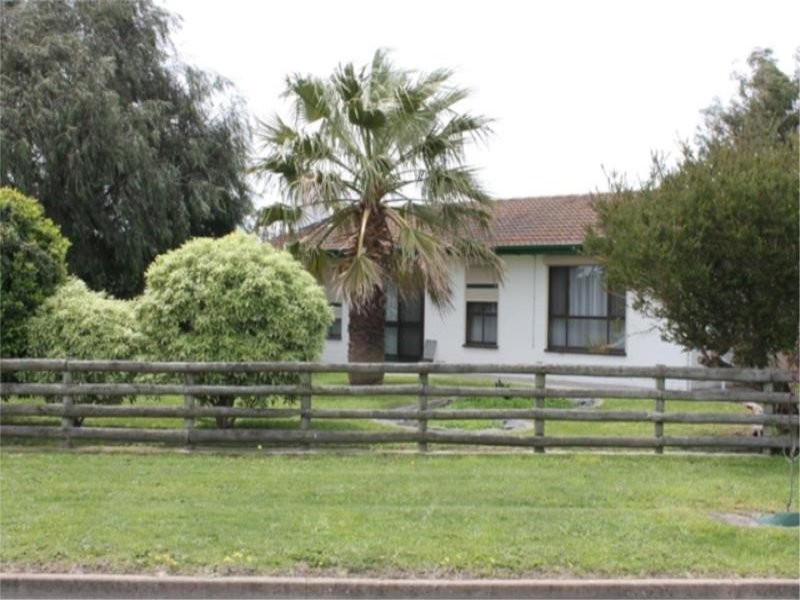 13 Walker Street, Millicent SA 5280