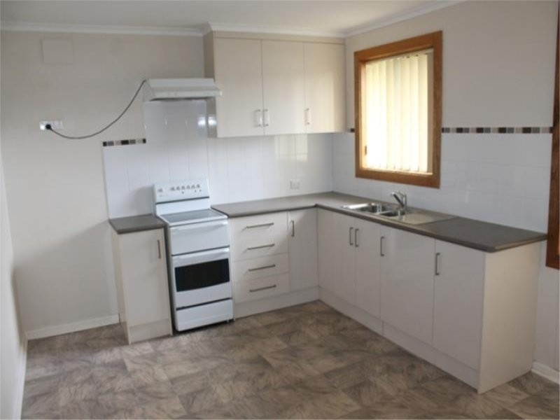 13 Walker Street, Millicent SA 5280