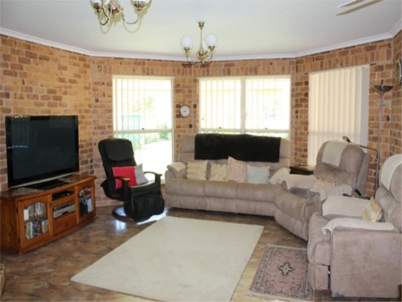 21 Wattle Road, Millicent SA 5280