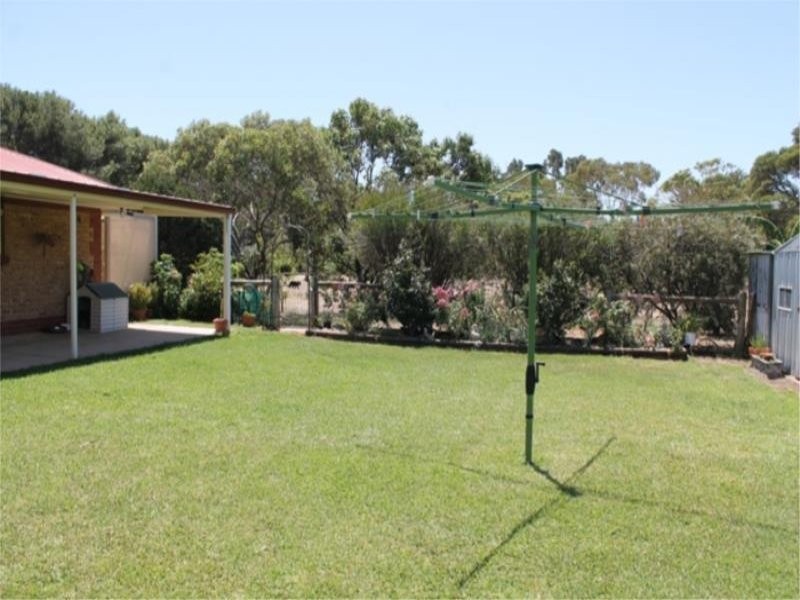 21 Wattle Road, Millicent SA 5280