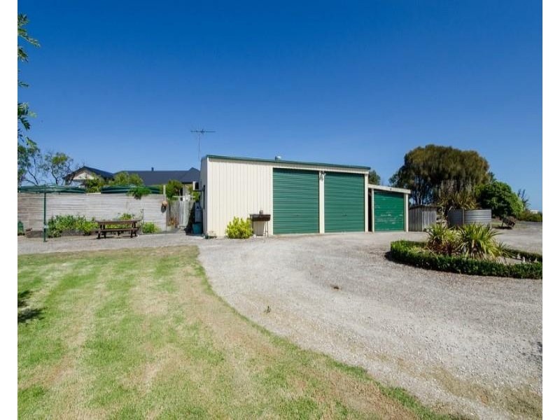 6215 Portland Road, Nelson VIC 3292
