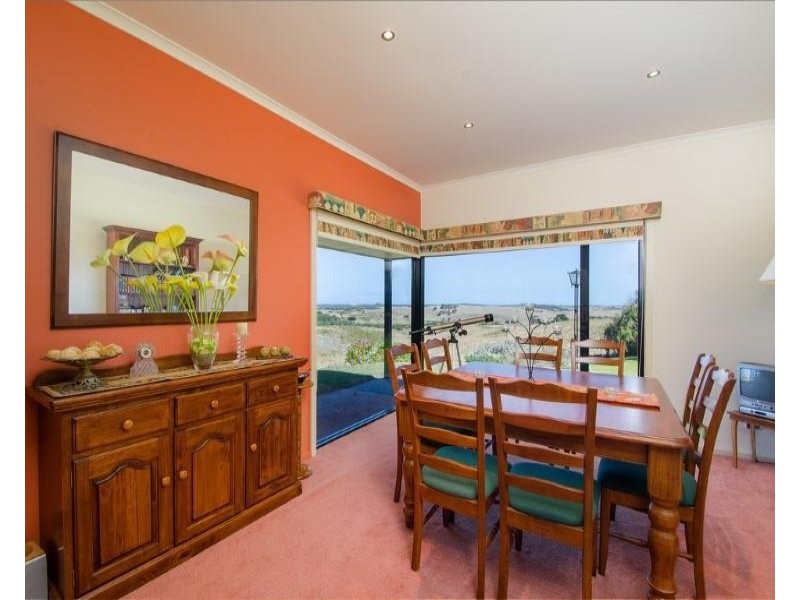 6215 Portland Road, Nelson VIC 3292