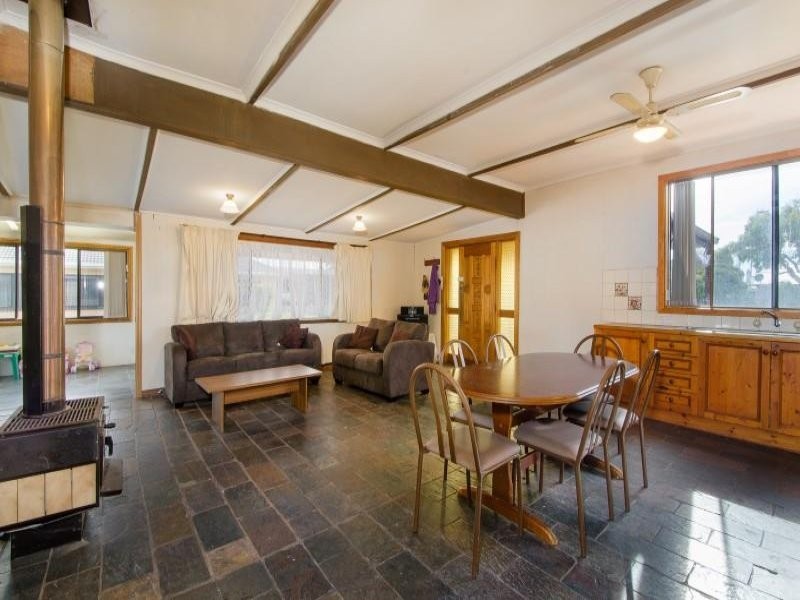 37 Church Street, Port Macdonnell SA 5291