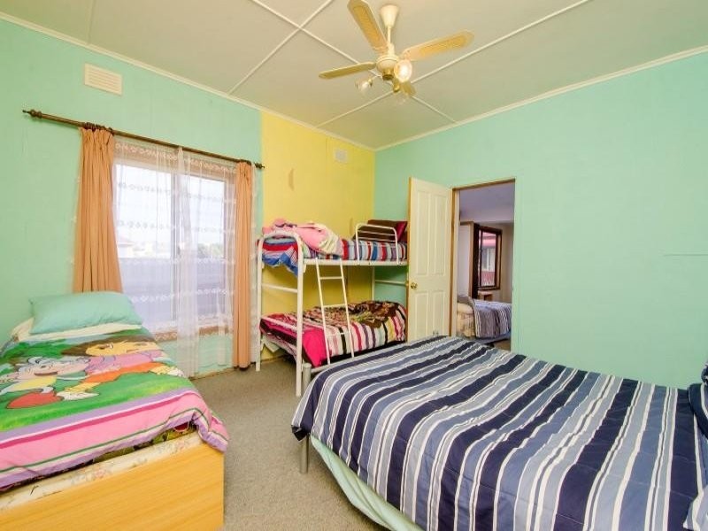 37 Church Street, Port Macdonnell SA 5291