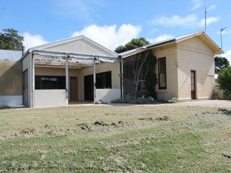 21A Emily Street, Millicent SA 5280