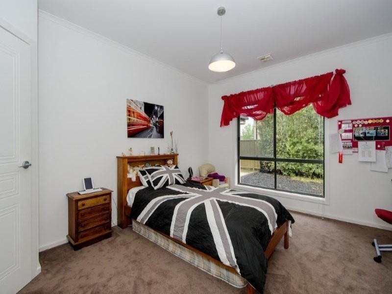 8 Oakridge Crescent, Mount Gambier SA 5290