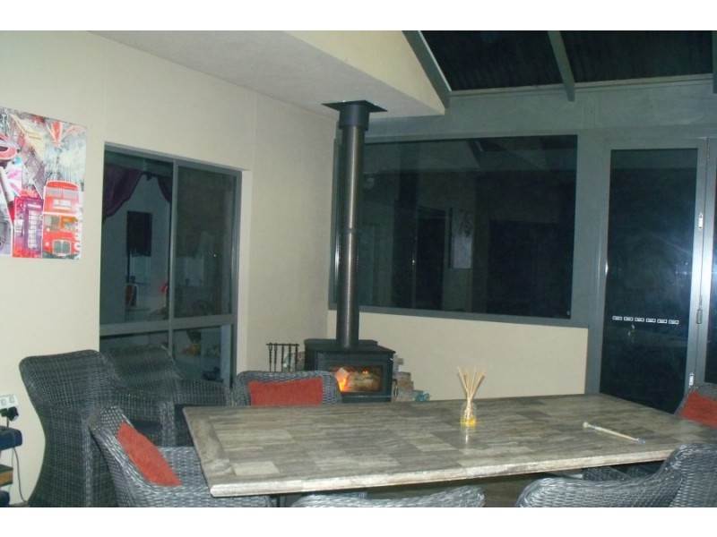 8 Oakridge Crescent, Mount Gambier SA 5290