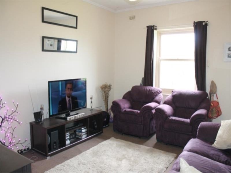 2-4 Daphne Street, Millicent SA 5280
