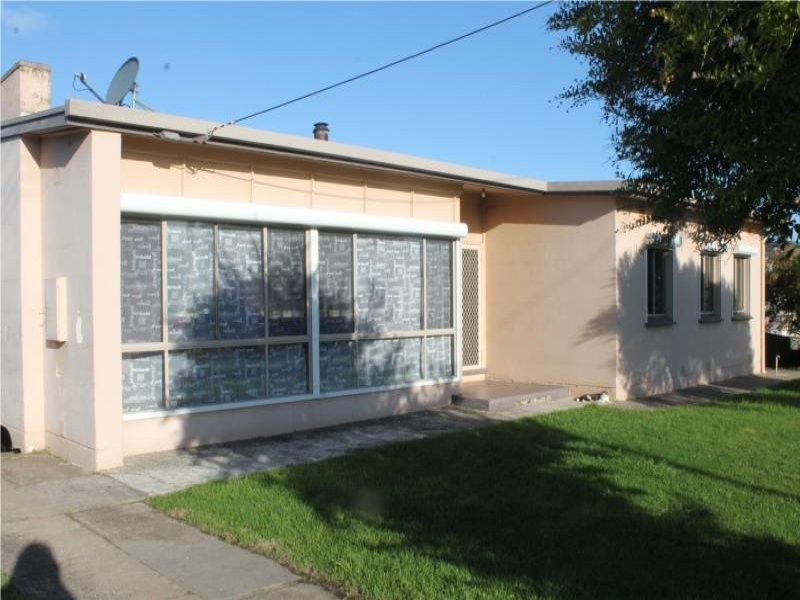 27 Holzgrefe Street, Millicent SA 5280