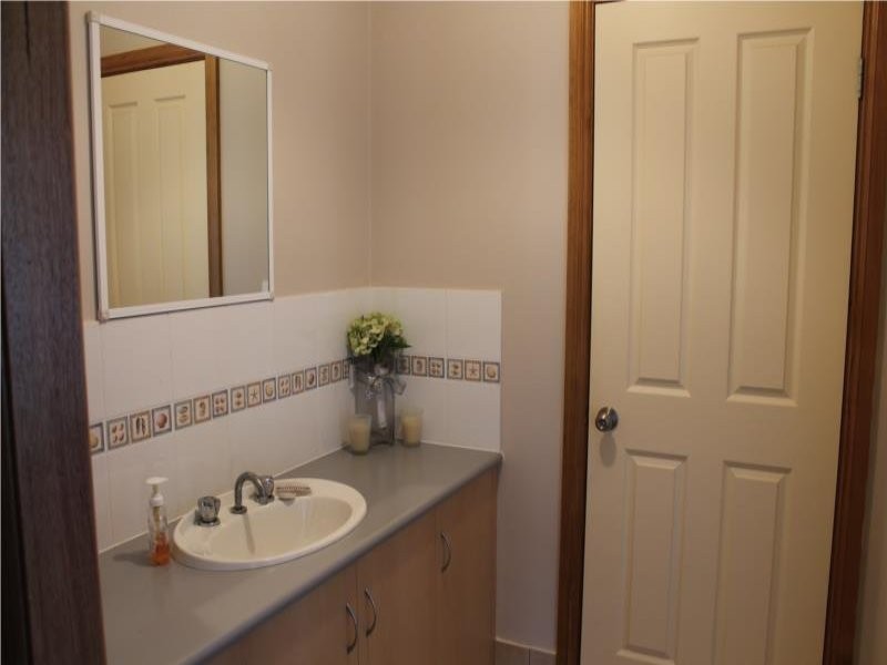 10 Stewart Street, Southend SA 5280