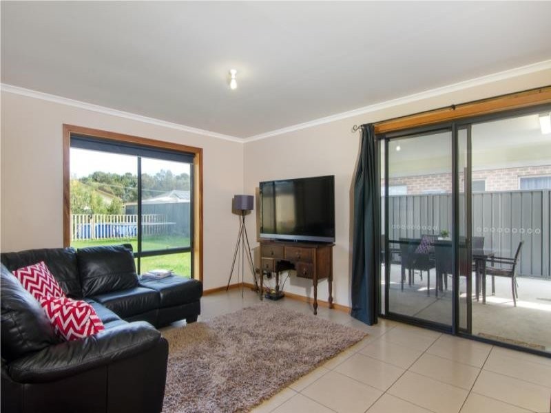 8 Harrington Street, Millicent SA 5280
