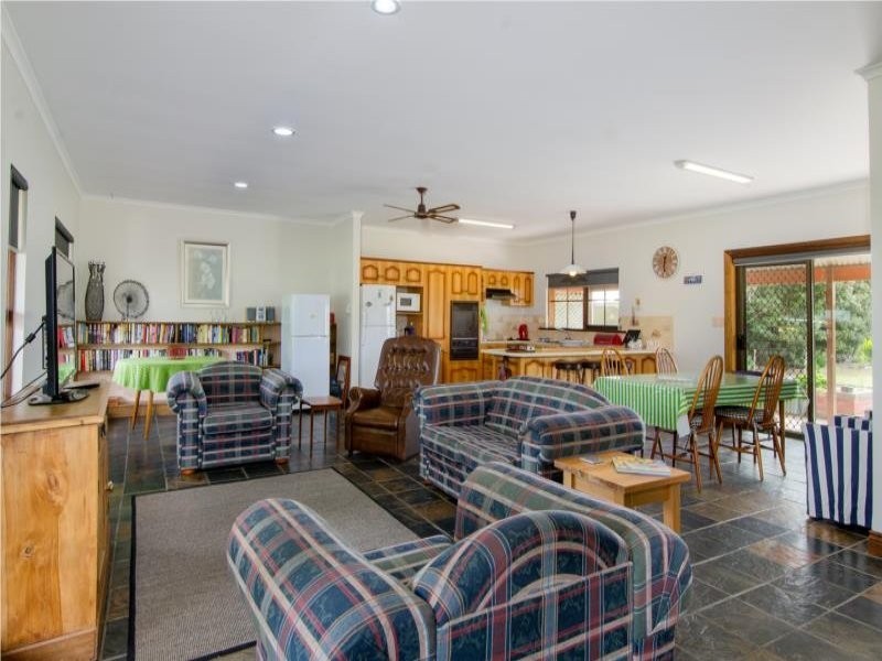 4 Sargent Close, Robe SA 5276