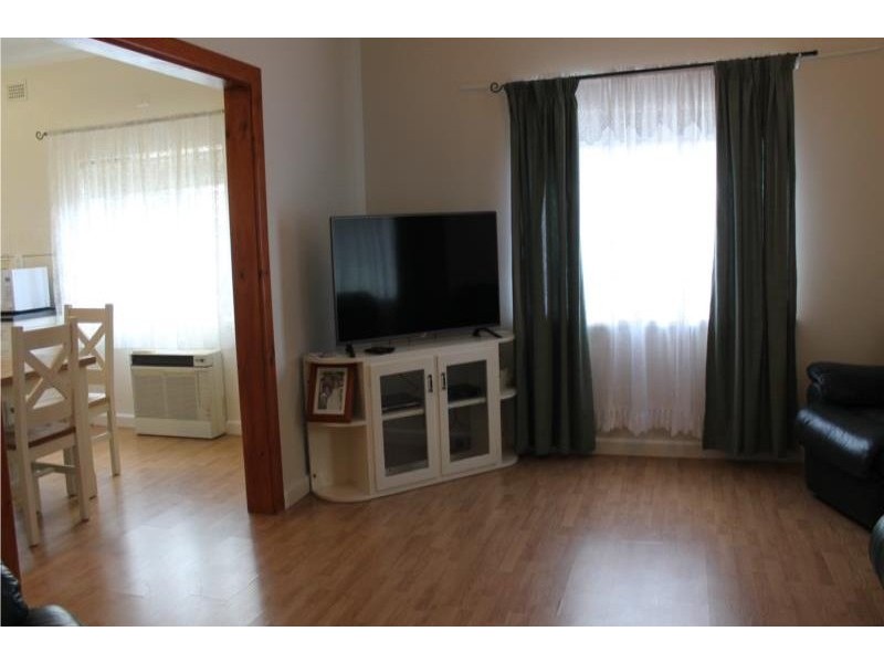 35 Adelaide Road, Millicent SA 5280