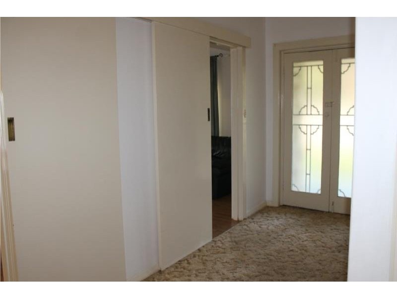 35 Adelaide Road, Millicent SA 5280